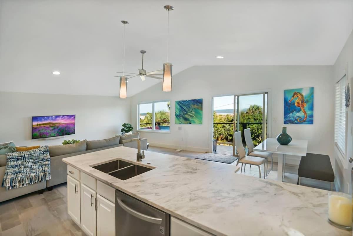 Ocean Views Retreat! Renovated Apt With Beach Bikes! Saint Augustine Eksteriør billede